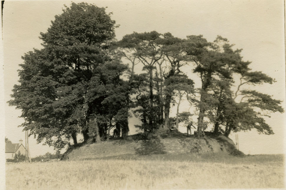 Asthall Barrow in 1923-4