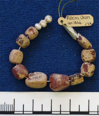 Amber beads (AN1909.497f)