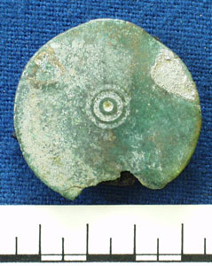 Disc brooch (AN1998.92)